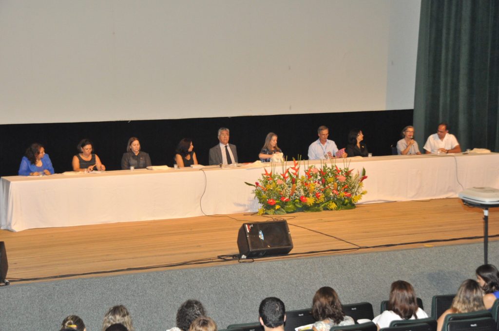 VI Seminário de Estudos em Educação e Linguagem