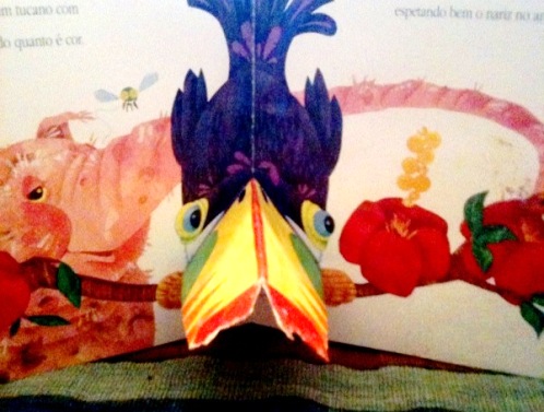 O que é um livro-brinquedo?