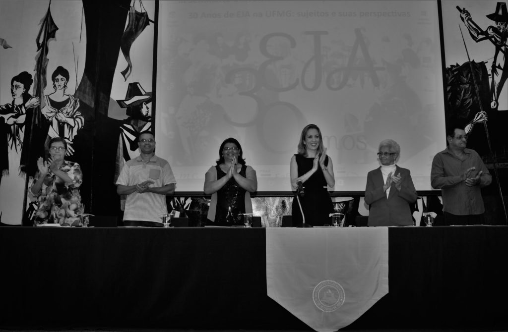 Por que eles voltaram a estudar