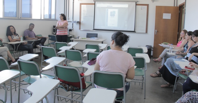 Ceale inicia curso de atualização sobre leitura interdisciplinar para professores da rede municipal